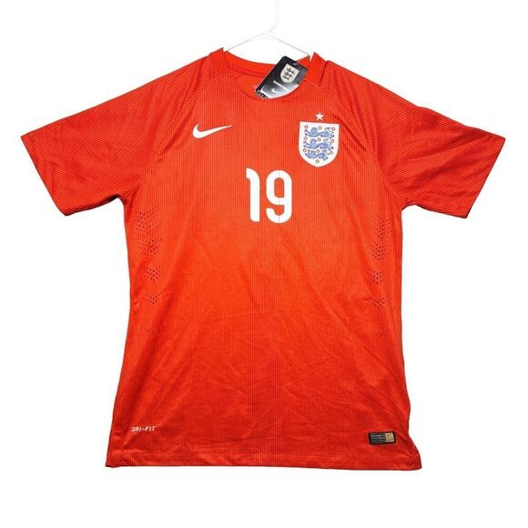 Nike Authentic England Football Soccer Jersey Men L Sterling #19 Red 2014 New - Picture 1 of 16